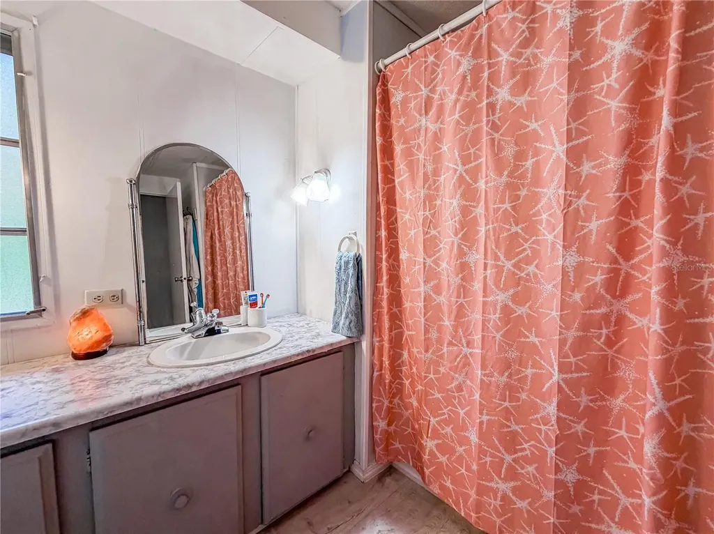 5843 NE 167th Avenue Silver Springs FL 34488
