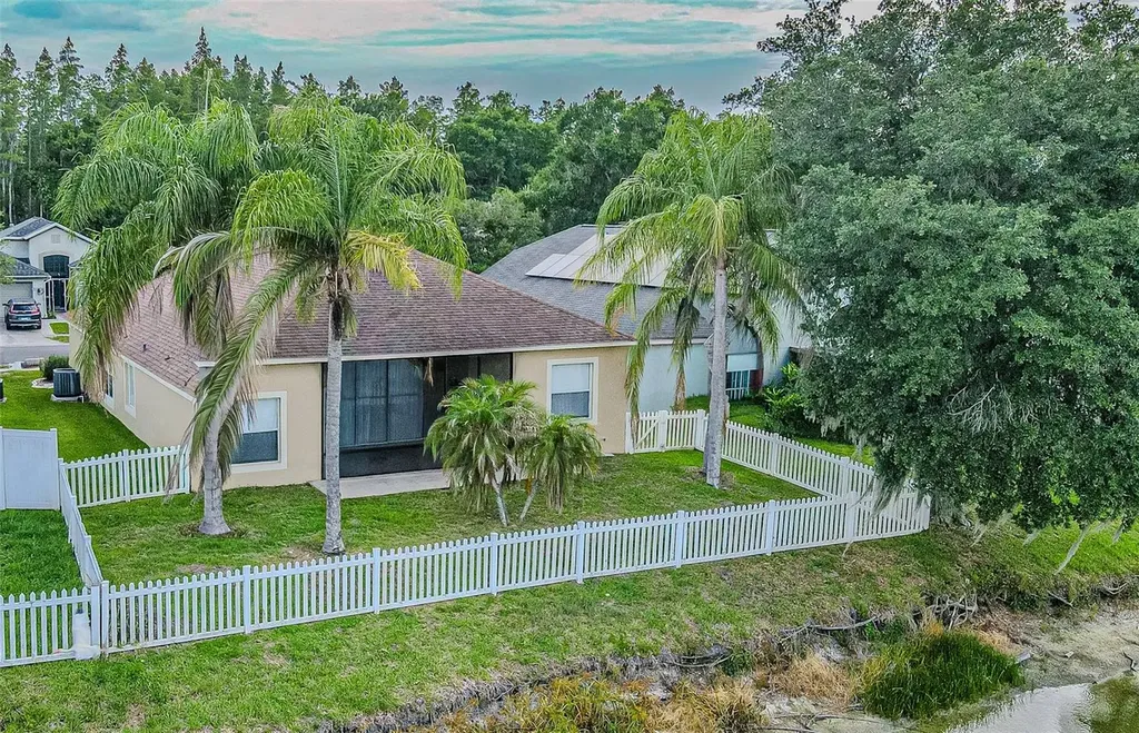 1550 Maximilian Drive Wesley Chapel FL 33543
