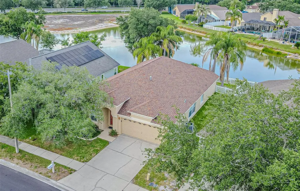 1550 Maximilian Drive Wesley Chapel FL 33543