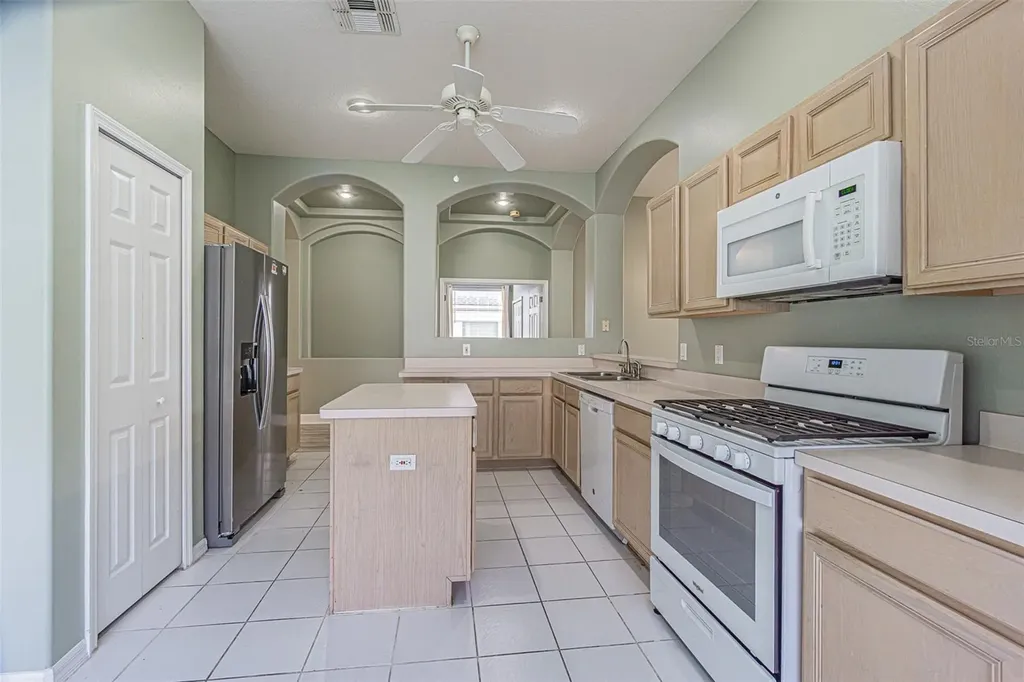 1550 Maximilian Drive Wesley Chapel FL 33543