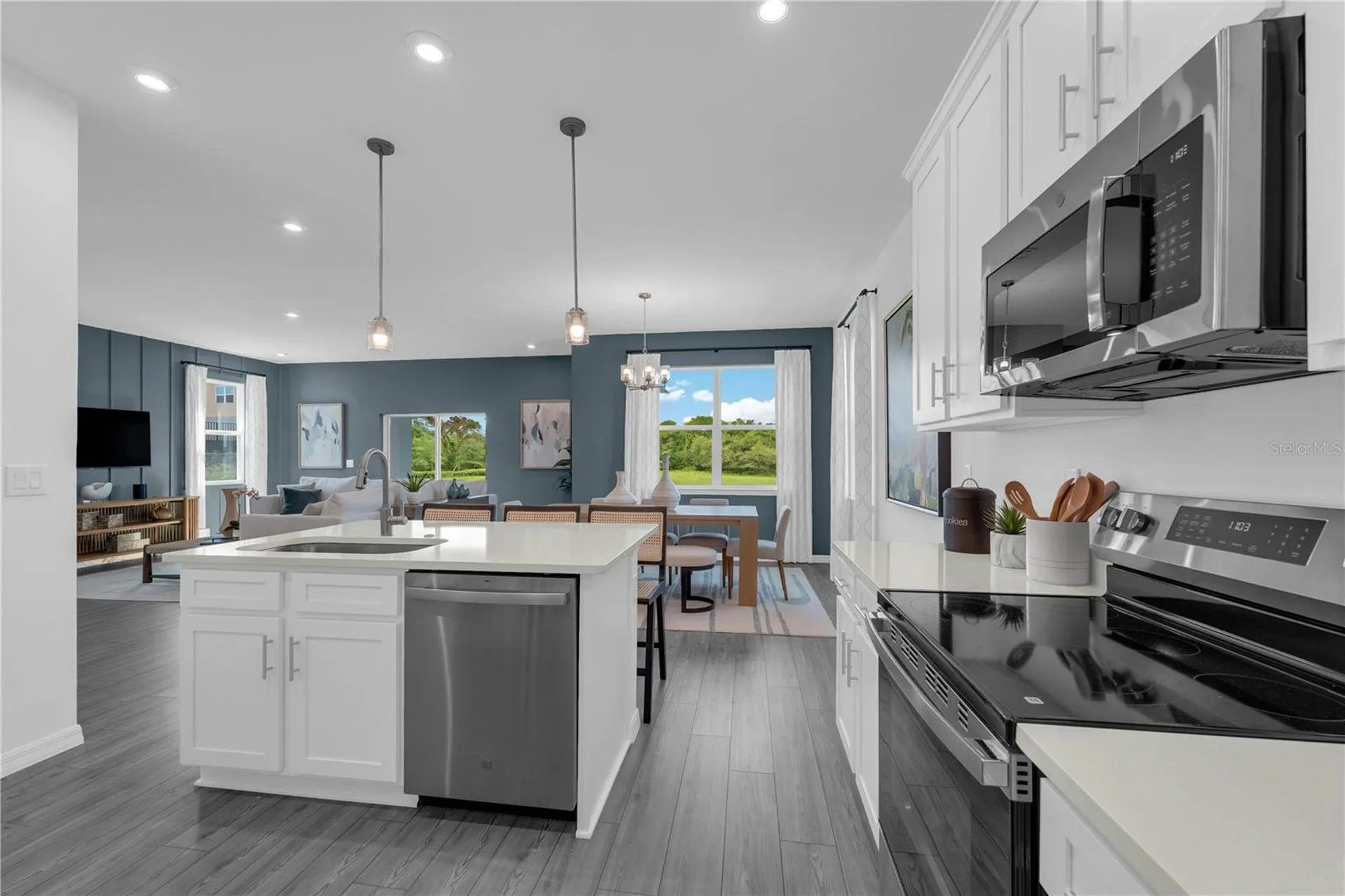 4442 River Beacon Boulevard Davenport FL 33837