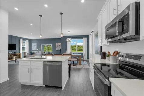 4442 River Beacon Boulevard Davenport FL 33837