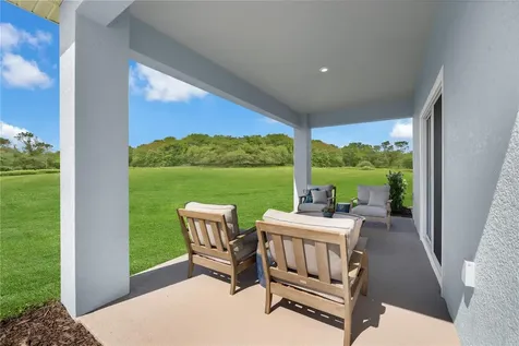 4442 River Beacon Boulevard Davenport FL 33837