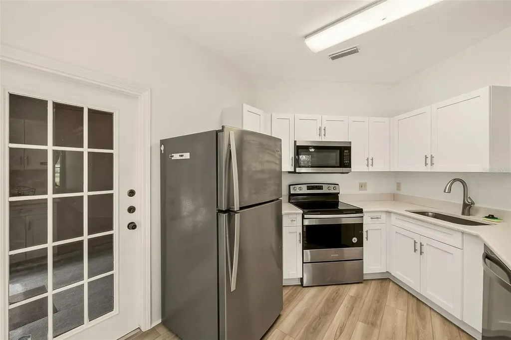 18138 Villa Creek Drive Tampa FL 33647