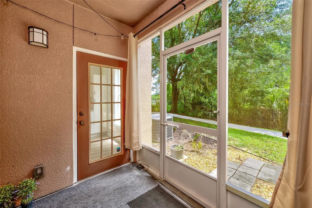 18138 Villa Creek Drive Tampa FL 33647