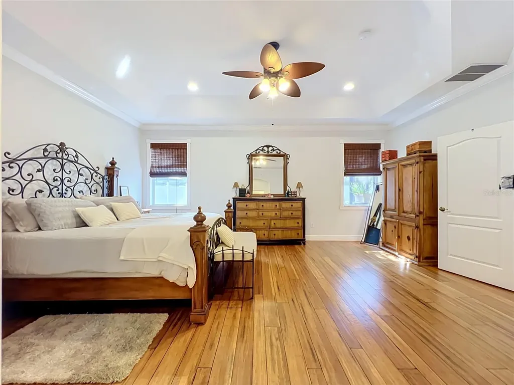 14143 Lake Live Oak Drive Orlando FL 32828