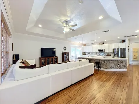 14143 Lake Live Oak Drive Orlando FL 32828