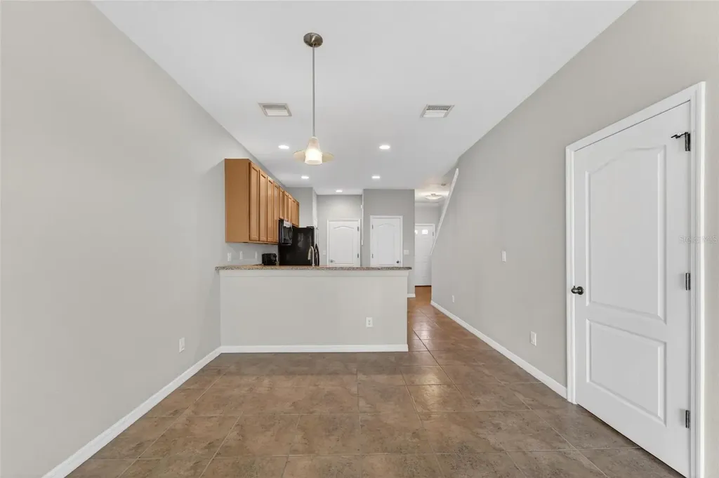 5028 White Sanderling Court Tampa FL 33619