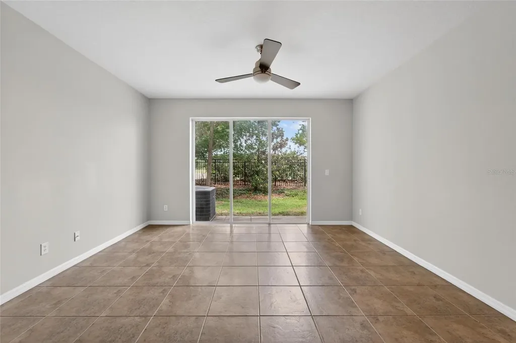 5028 White Sanderling Court Tampa FL 33619