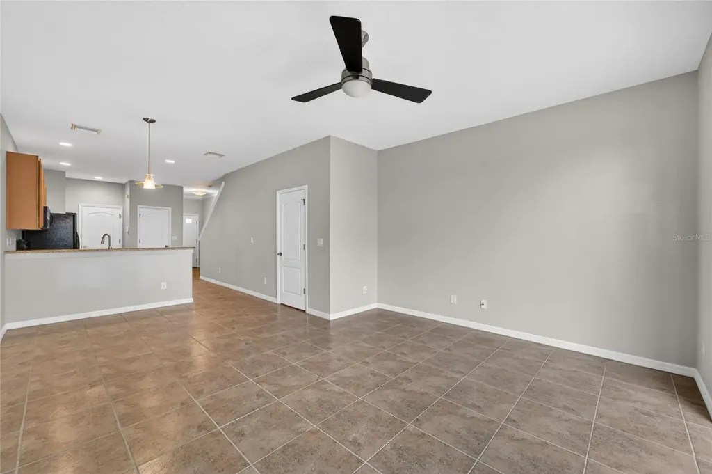 5028 White Sanderling Court Tampa FL 33619
