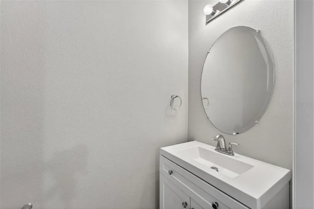 5028 White Sanderling Court Tampa FL 33619