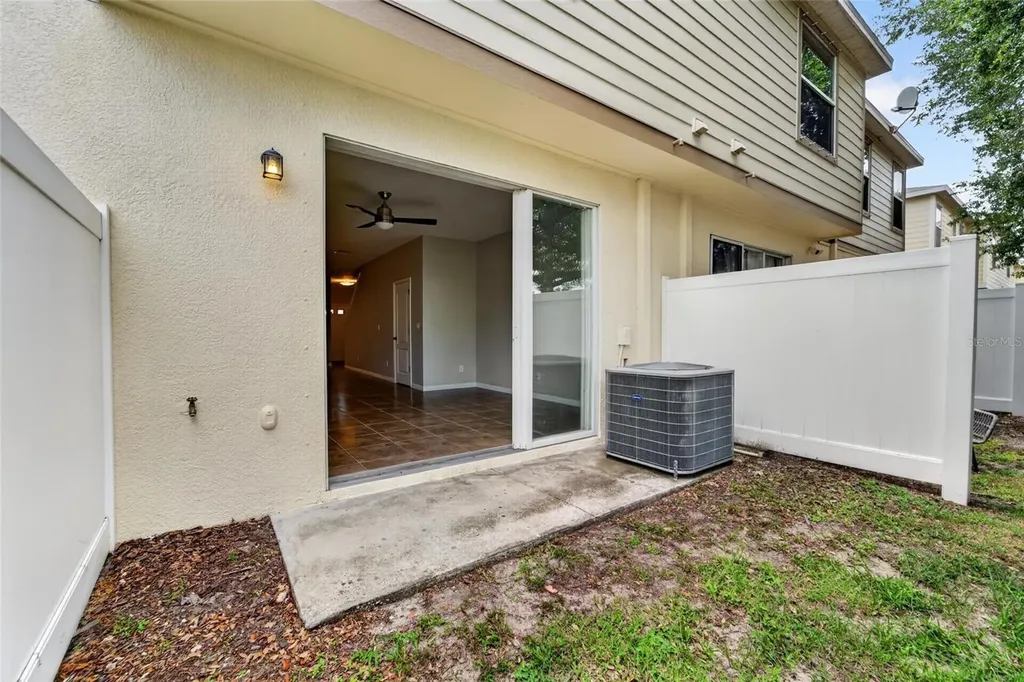 5028 White Sanderling Court Tampa FL 33619