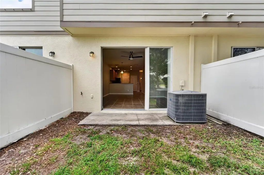 5028 White Sanderling Court Tampa FL 33619