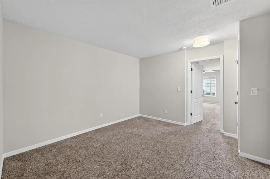 5028 White Sanderling Court Tampa FL 33619