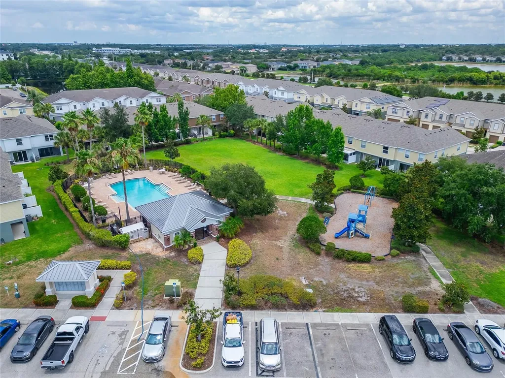 5028 White Sanderling Court Tampa FL 33619