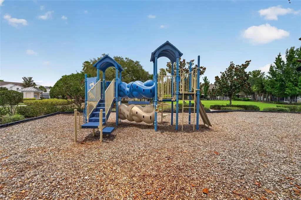 5028 White Sanderling Court Tampa FL 33619