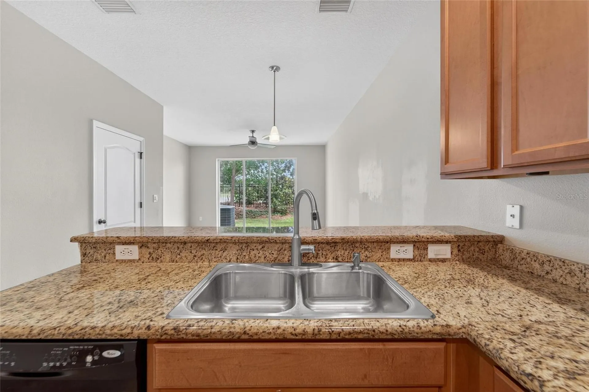 5028 White Sanderling Court Tampa FL 33619