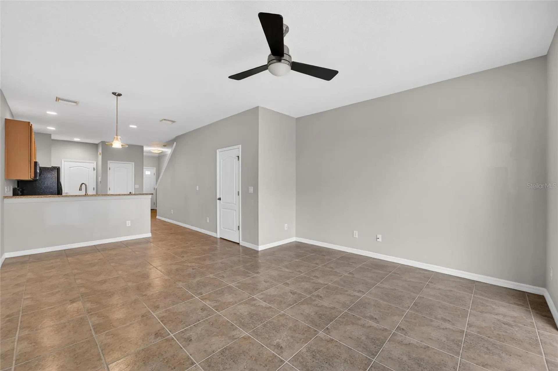 5028 White Sanderling Court Tampa FL 33619