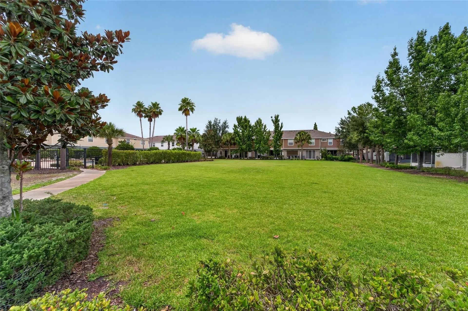 5028 White Sanderling Court Tampa FL 33619
