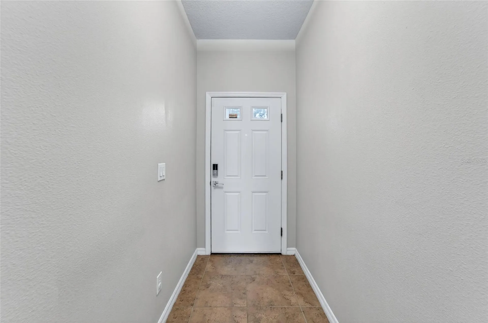 5028 White Sanderling Court Tampa FL 33619