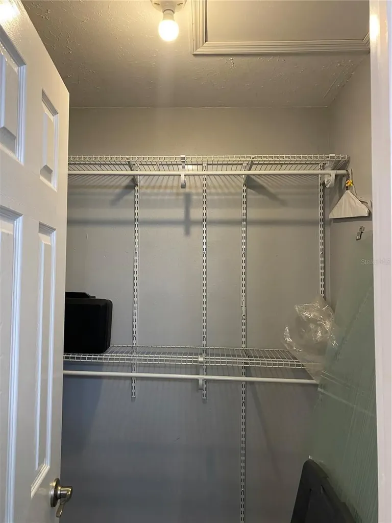 4394 Sandner Drive Sarasota FL 34243