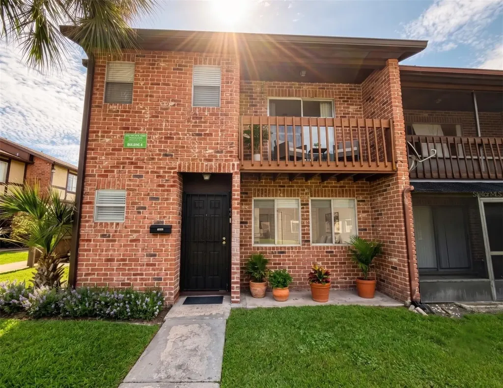 5100 Picadilly Circus Court Orlando FL 32839