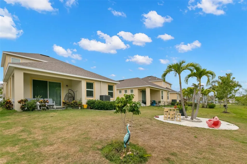 308 Shore Crab Way Apollo Beach FL 33572