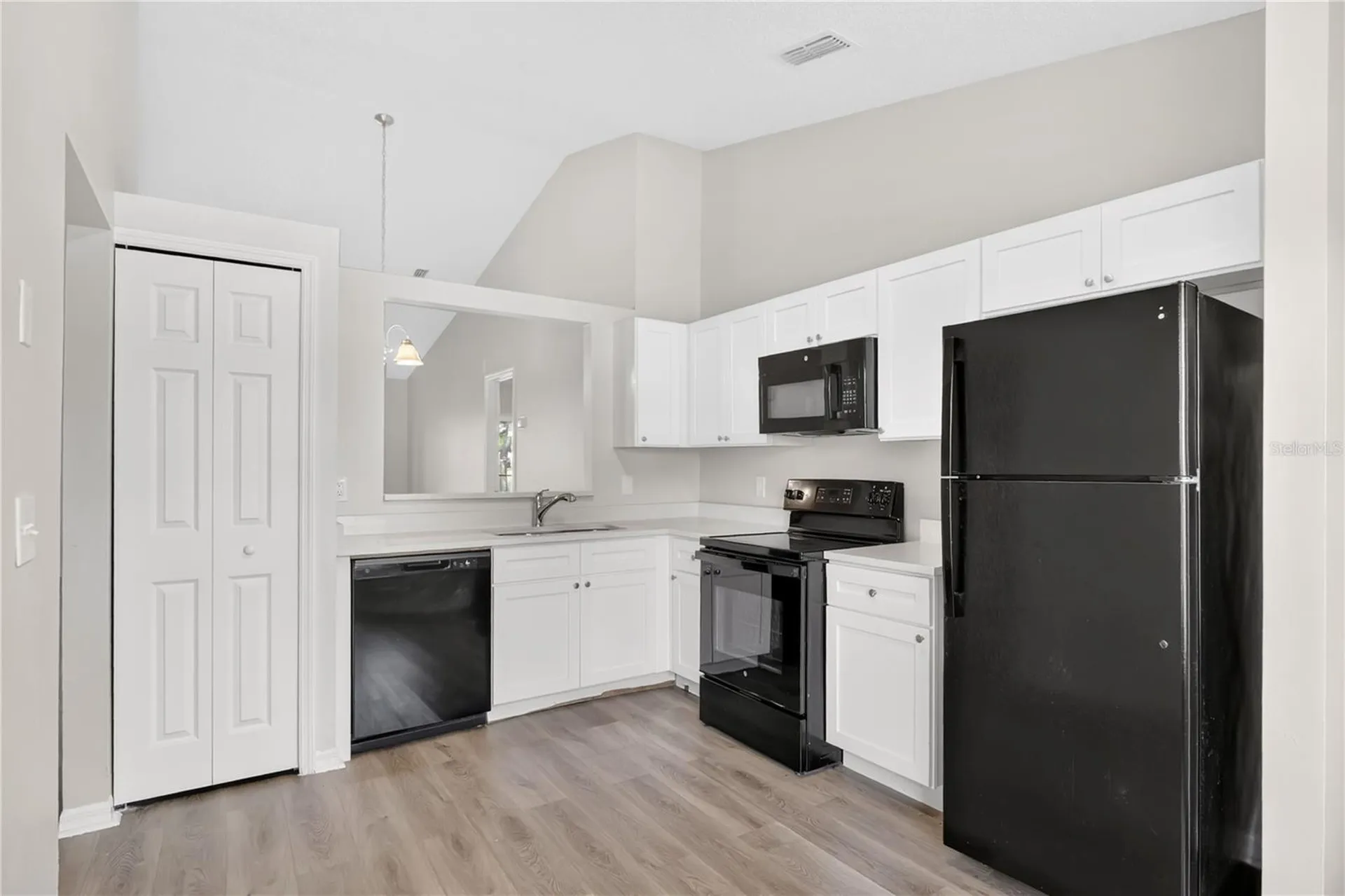 9505 Dubois Boulevard Orlando FL 32825