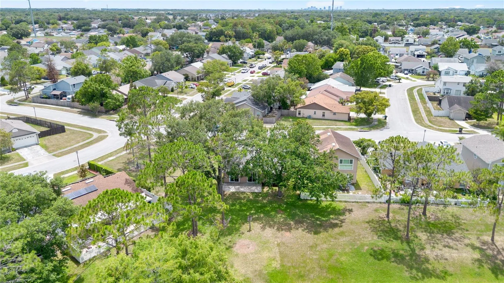 9505 Dubois Boulevard Orlando FL 32825