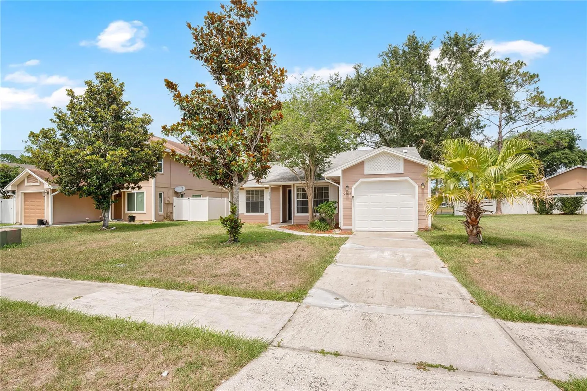 9505 Dubois Boulevard Orlando FL 32825