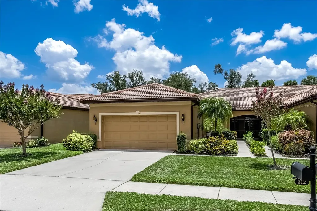 312 Seneca Falls Drive Apollo Beach FL 33572