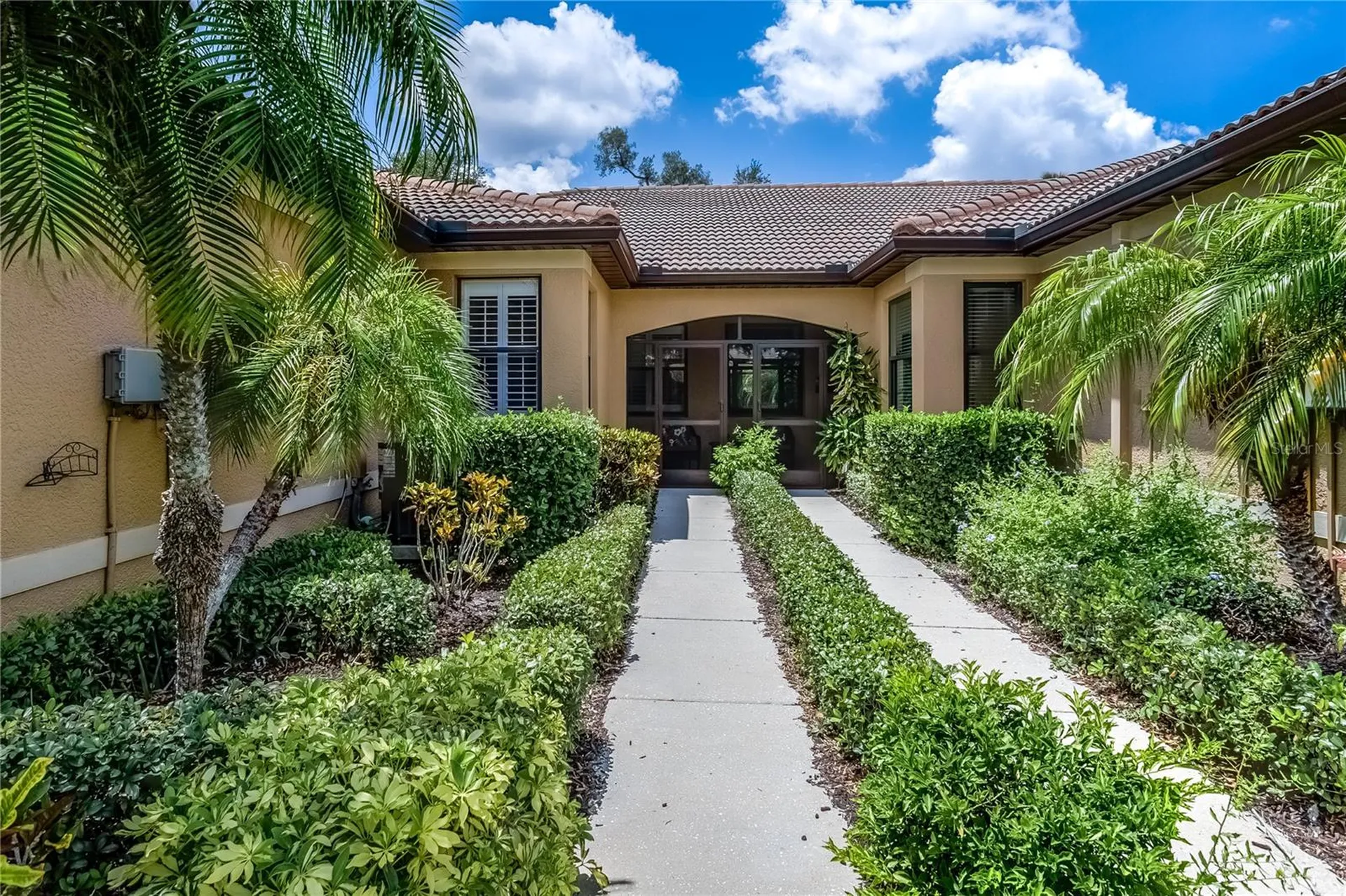 312 Seneca Falls Drive Apollo Beach FL 33572