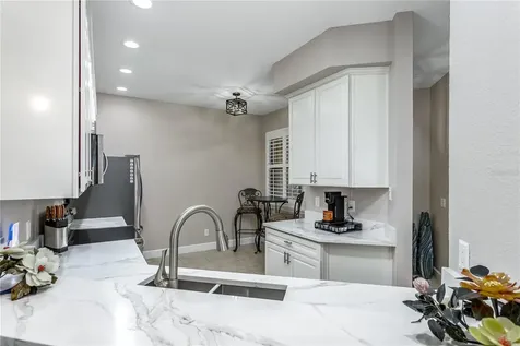 312 Seneca Falls Drive Apollo Beach FL 33572
