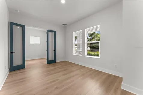 7428 Burlington Avenue N St Petersburg FL 33710