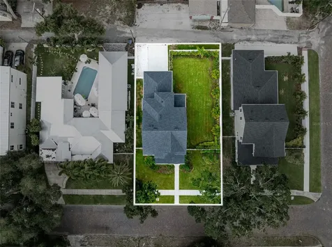 7428 Burlington Avenue N St Petersburg FL 33710