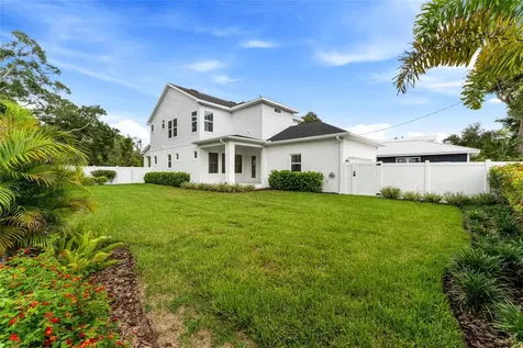 7428 Burlington Avenue N St Petersburg FL 33710