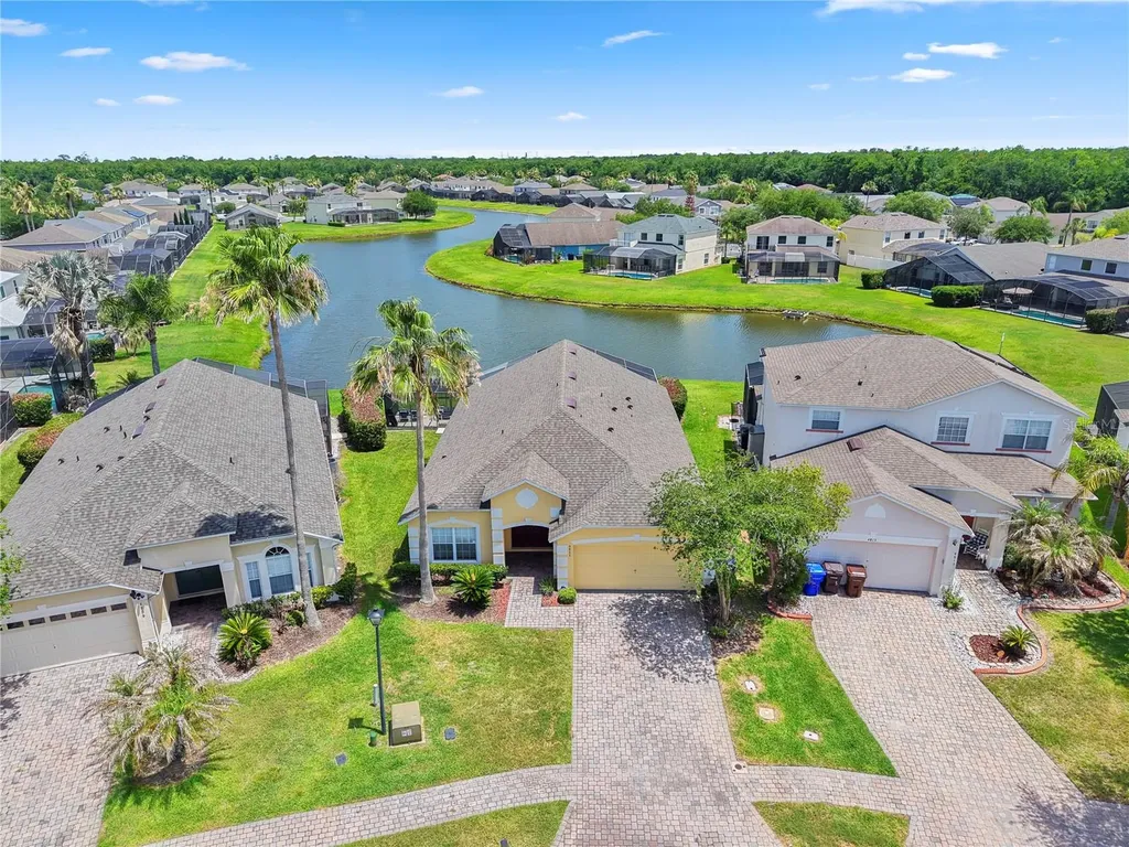4811 Cumbrian Lakes Drive Kissimmee FL 34746