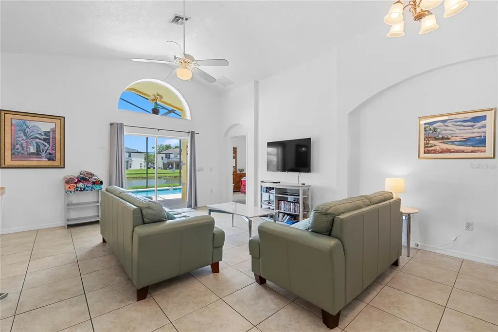 4811 Cumbrian Lakes Drive Kissimmee FL 34746