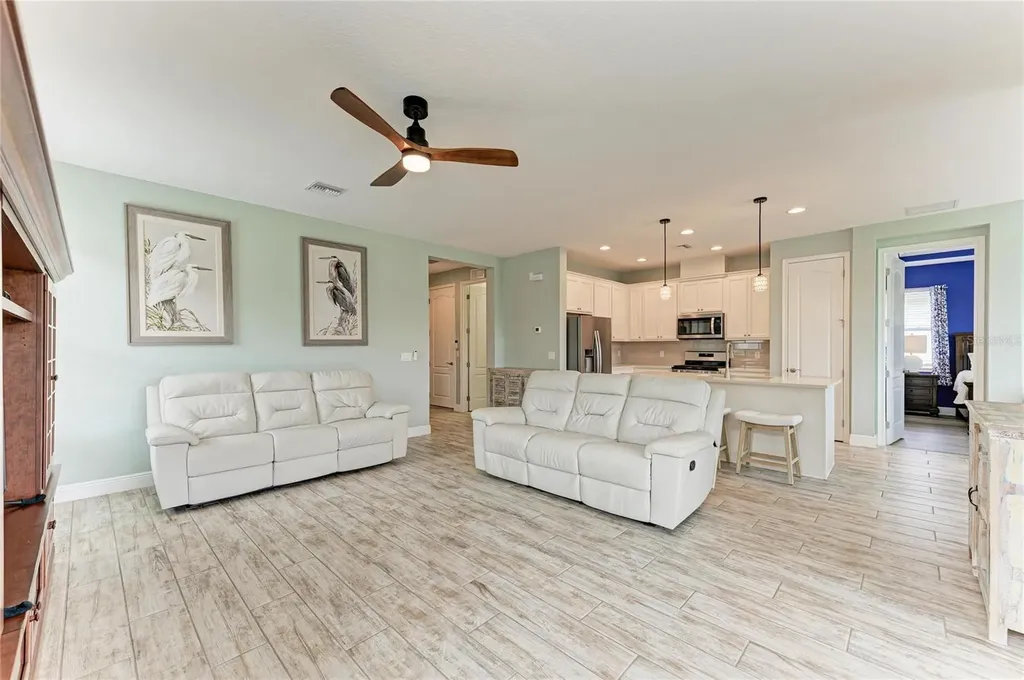 4809 Tobermory Way Bradenton FL 34211