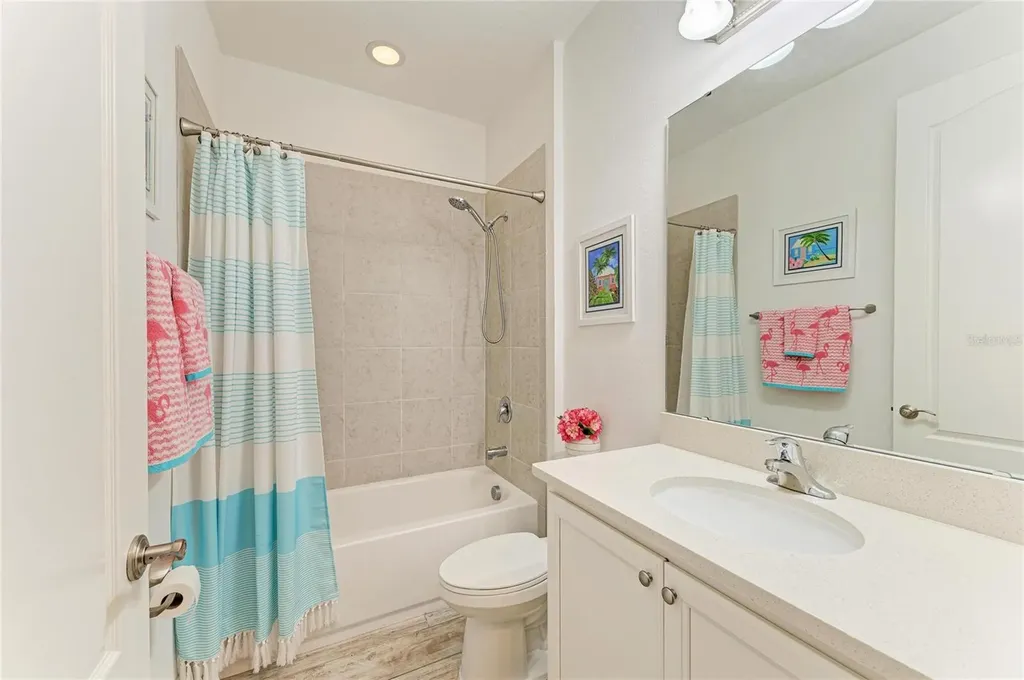 4809 Tobermory Way Bradenton FL 34211