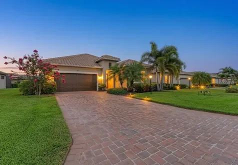 4809 Tobermory Way Bradenton FL 34211