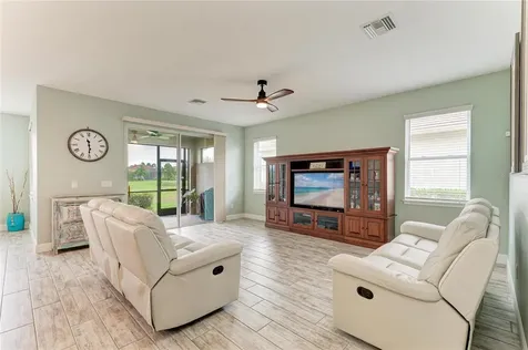 4809 Tobermory Way Bradenton FL 34211