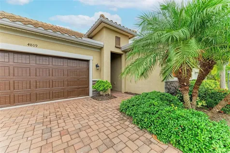 4809 Tobermory Way Bradenton FL 34211