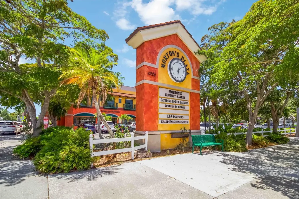 2373 Prospect Street Sarasota FL 34239