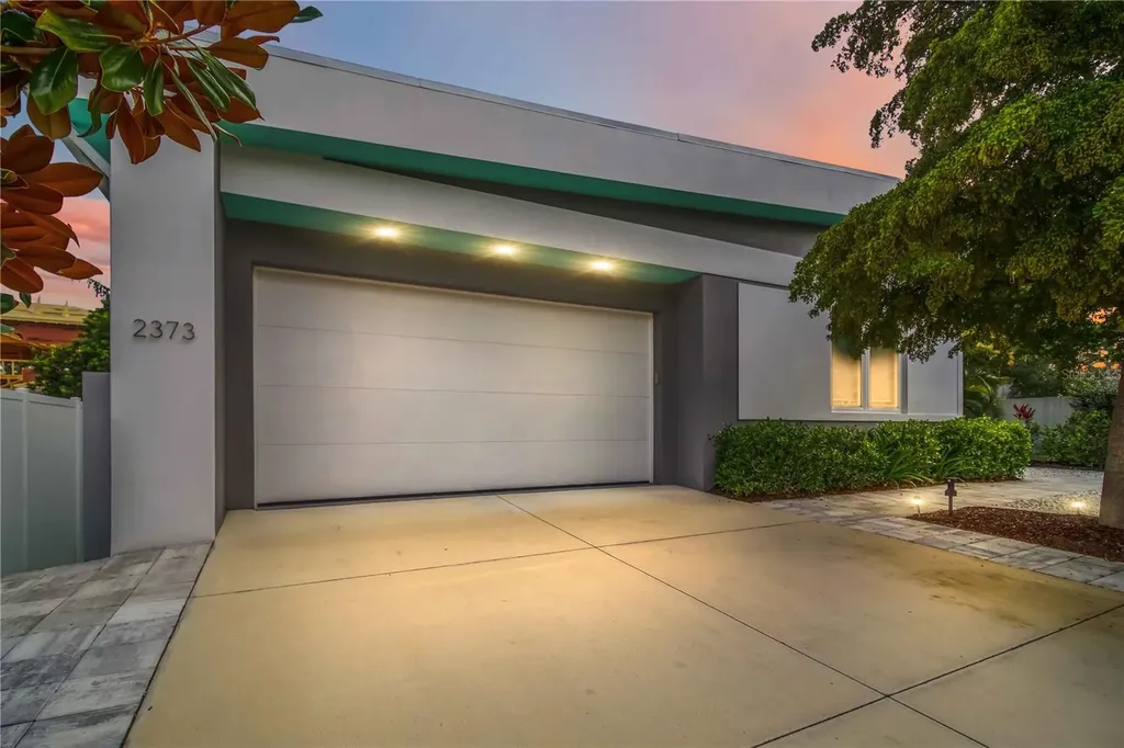 2373 Prospect Street Sarasota FL 34239