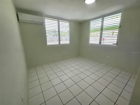 2 Roosevelt Garden Ceiba PR 00735