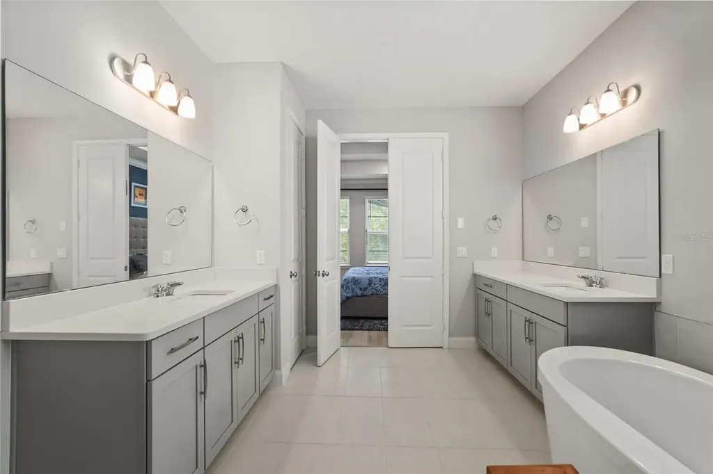 10713 Belle Maisons Drive Orlando FL 32832