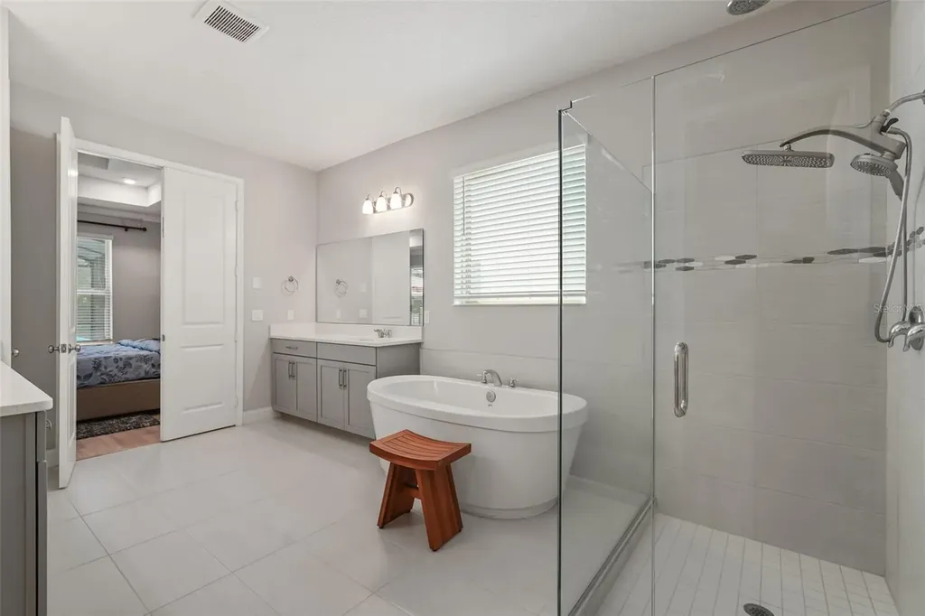10713 Belle Maisons Drive Orlando FL 32832