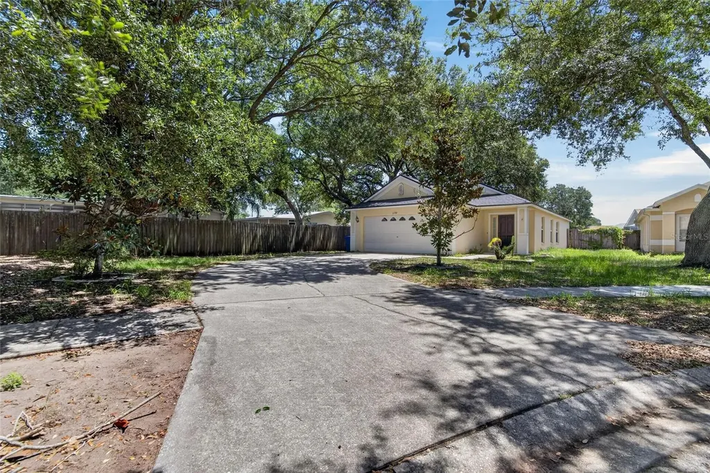 11102 Robin Lake Court Riverview FL 33569
