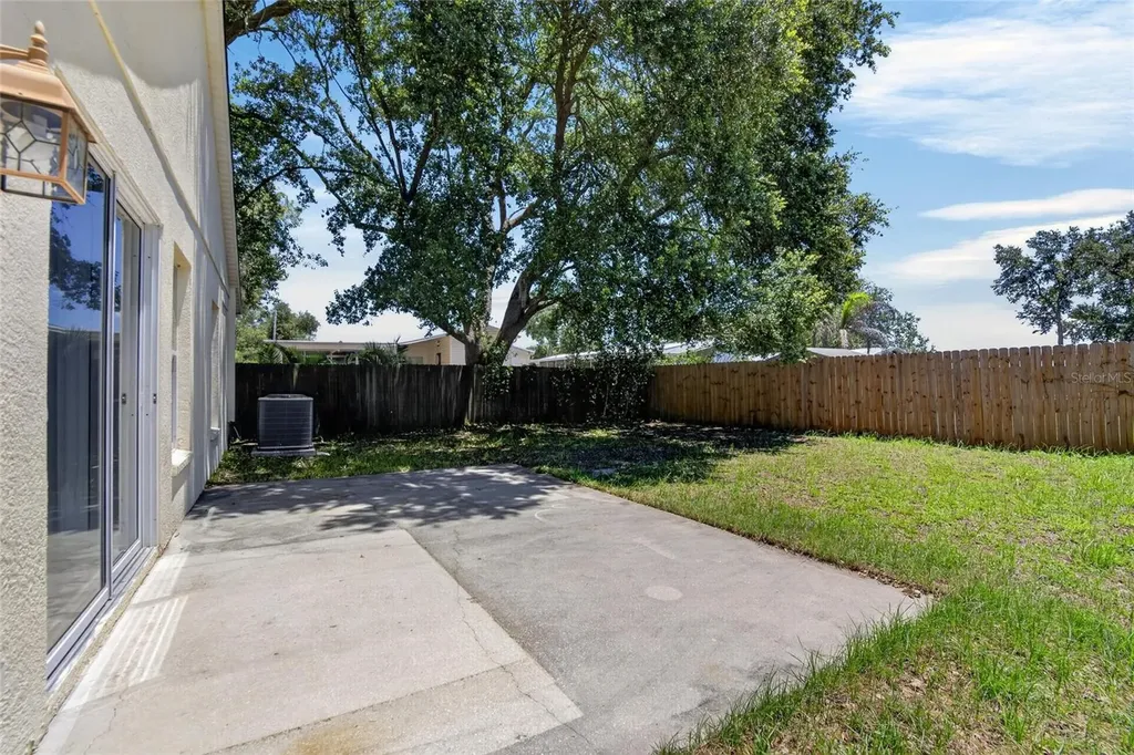11102 Robin Lake Court Riverview FL 33569
